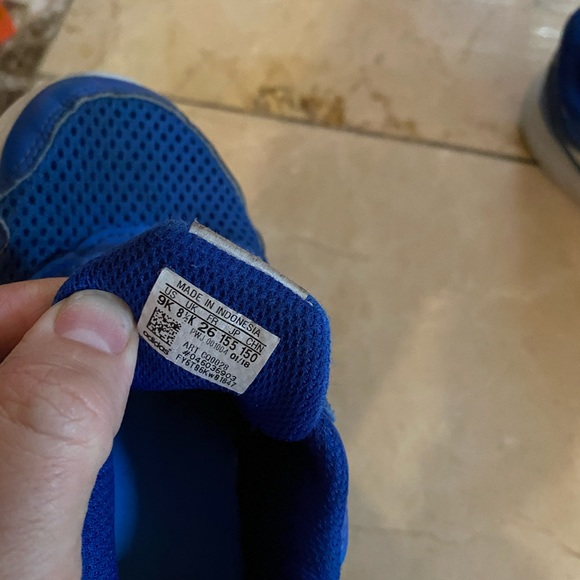 Adidas Sneakers- boys size 9 - Picture 2 of 4